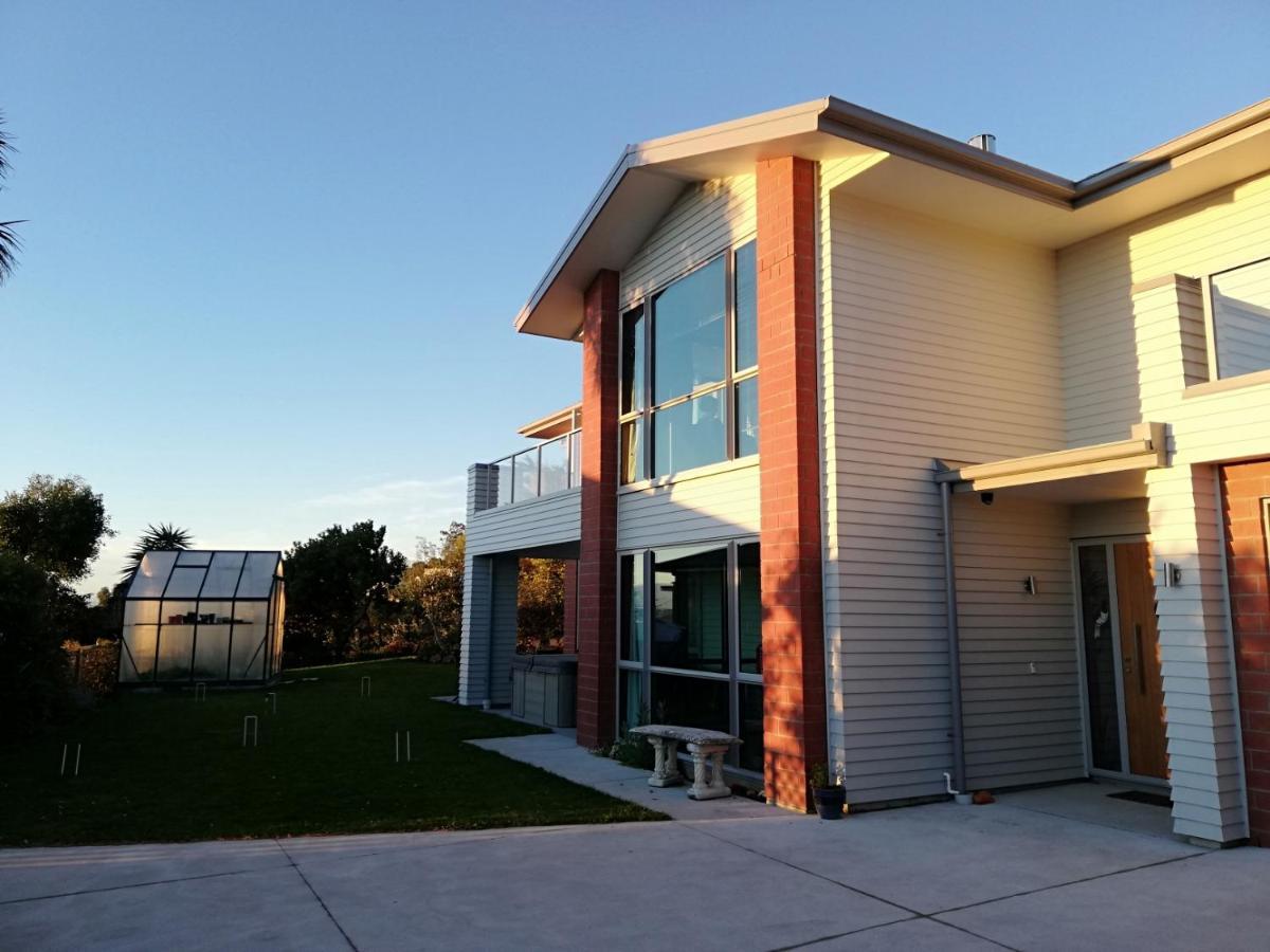 Whaka Heights Bed & Breakfast Christchurch Exterior foto